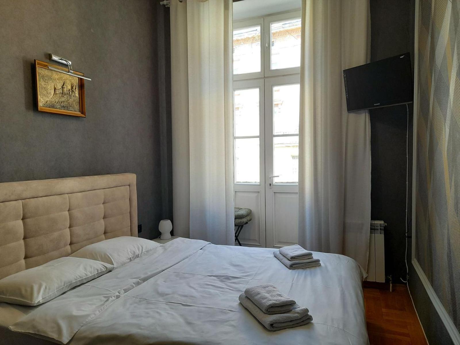 Apartments On Pekarska Str.26 Лвив Екстериор снимка